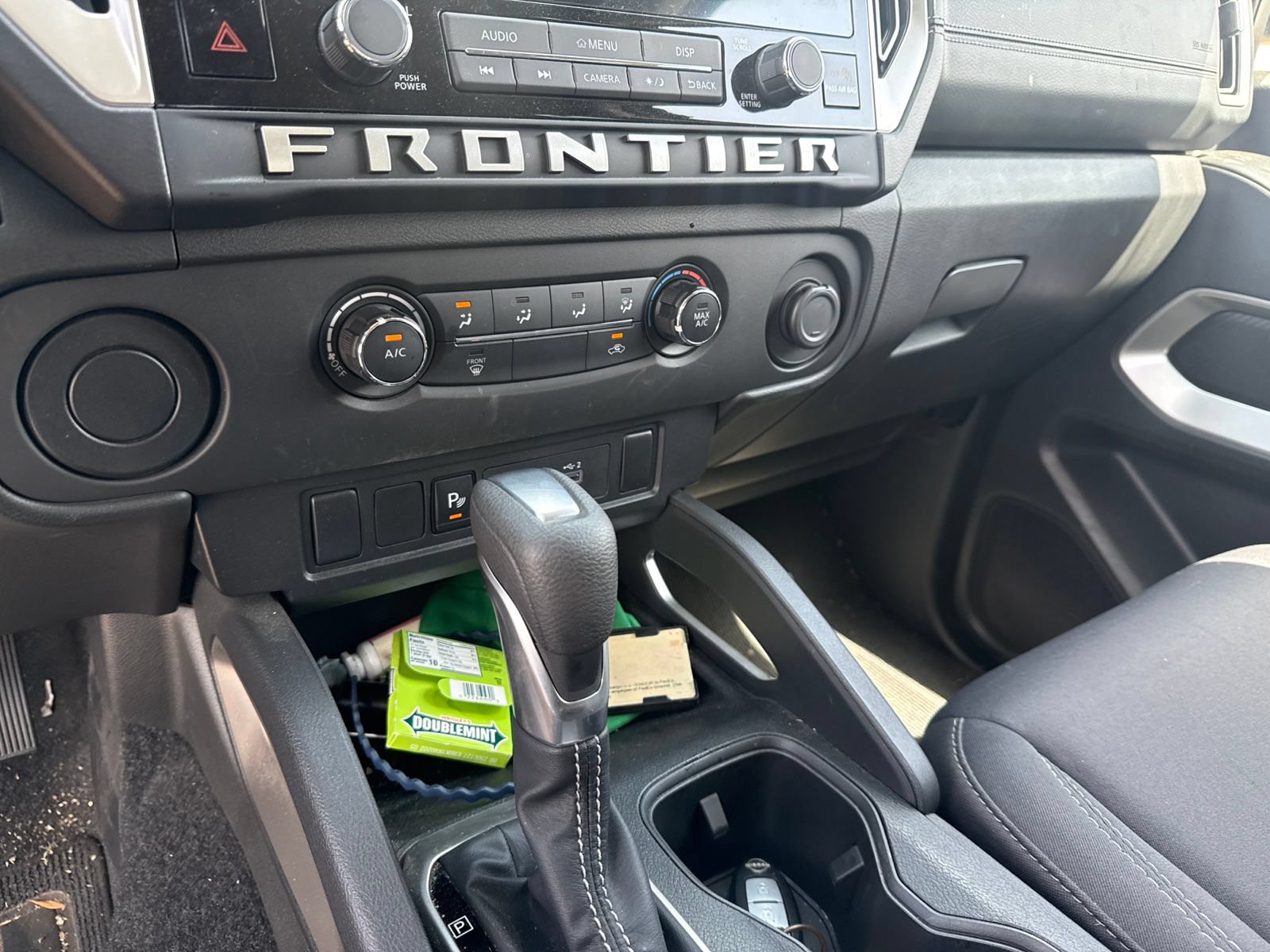 Used 2025 Nissan Frontier SV RWD image 22