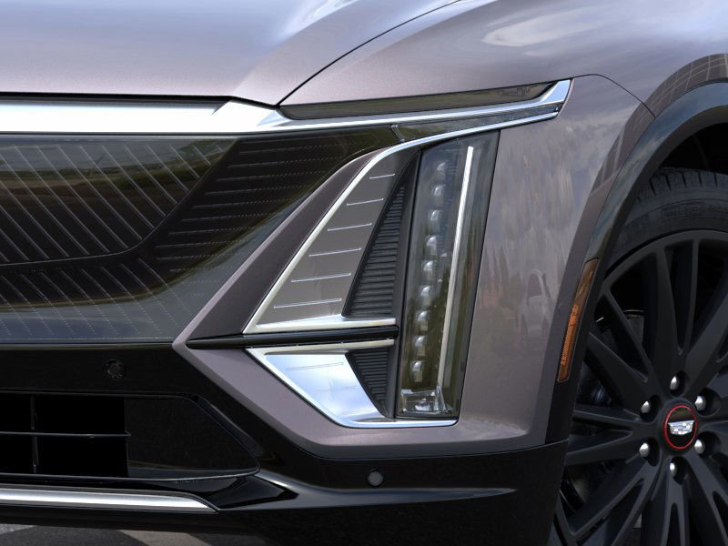 New 2025 Cadillac Lyriq Luxury image 10