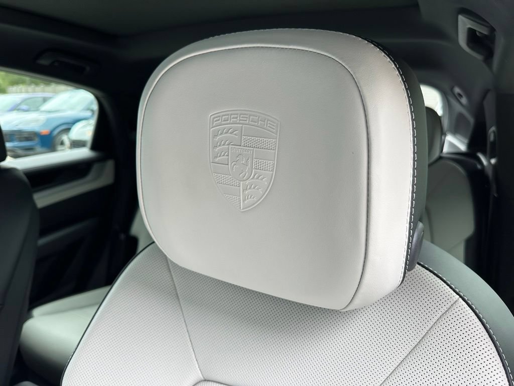 New 2026 Porsche Cayenne S AWD/4WD image 23
