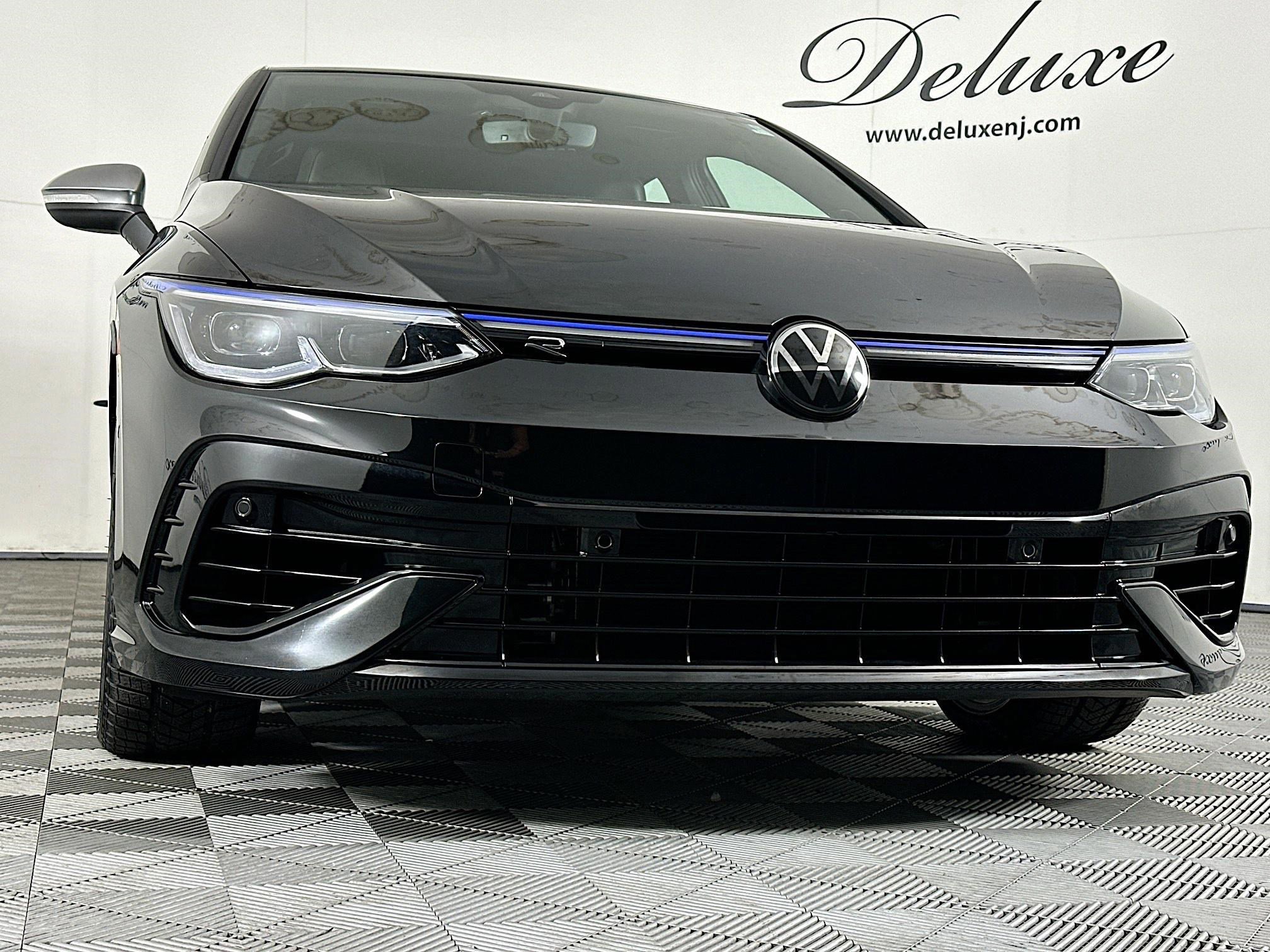 Used 2024 Volkswagen Golf R w/ MDO Package image 29