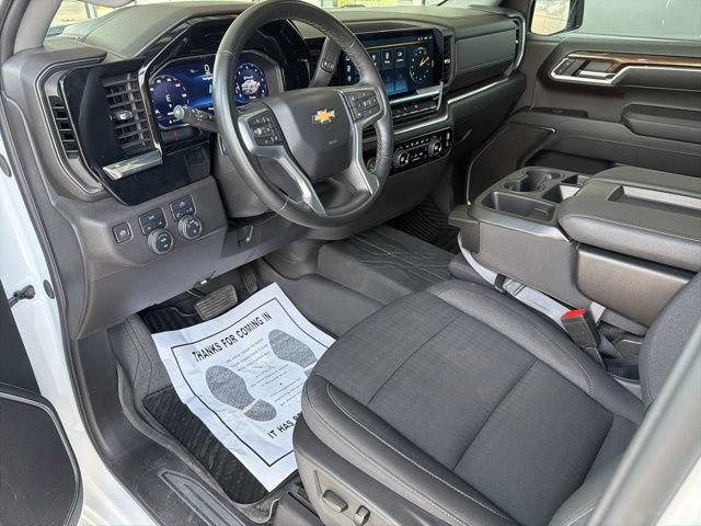 Used 2024 Chevrolet Silverado 1500 LT AWD/4WD image 22