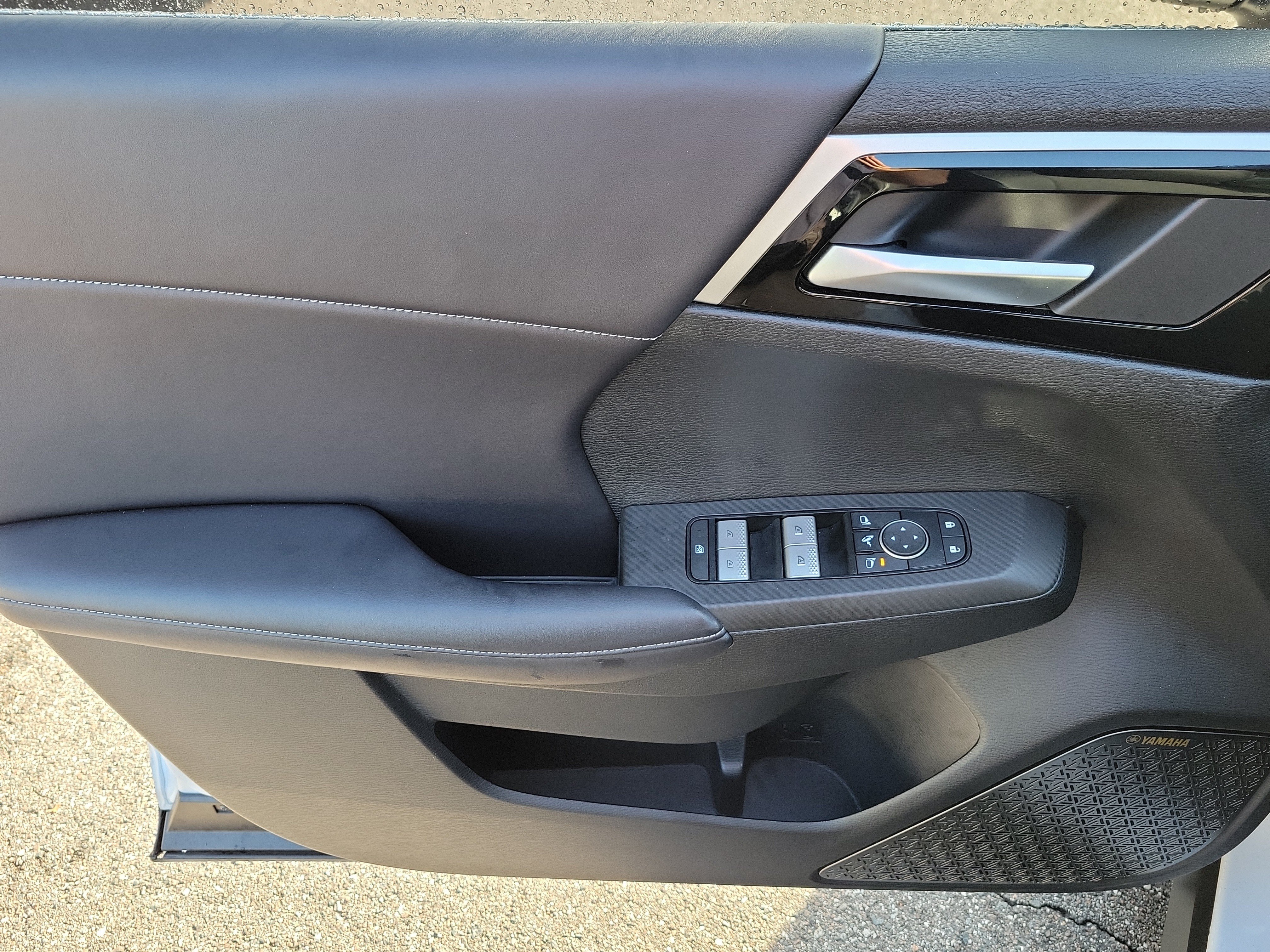 Used 2025 Mitsubishi Outlander SE FWD image 21