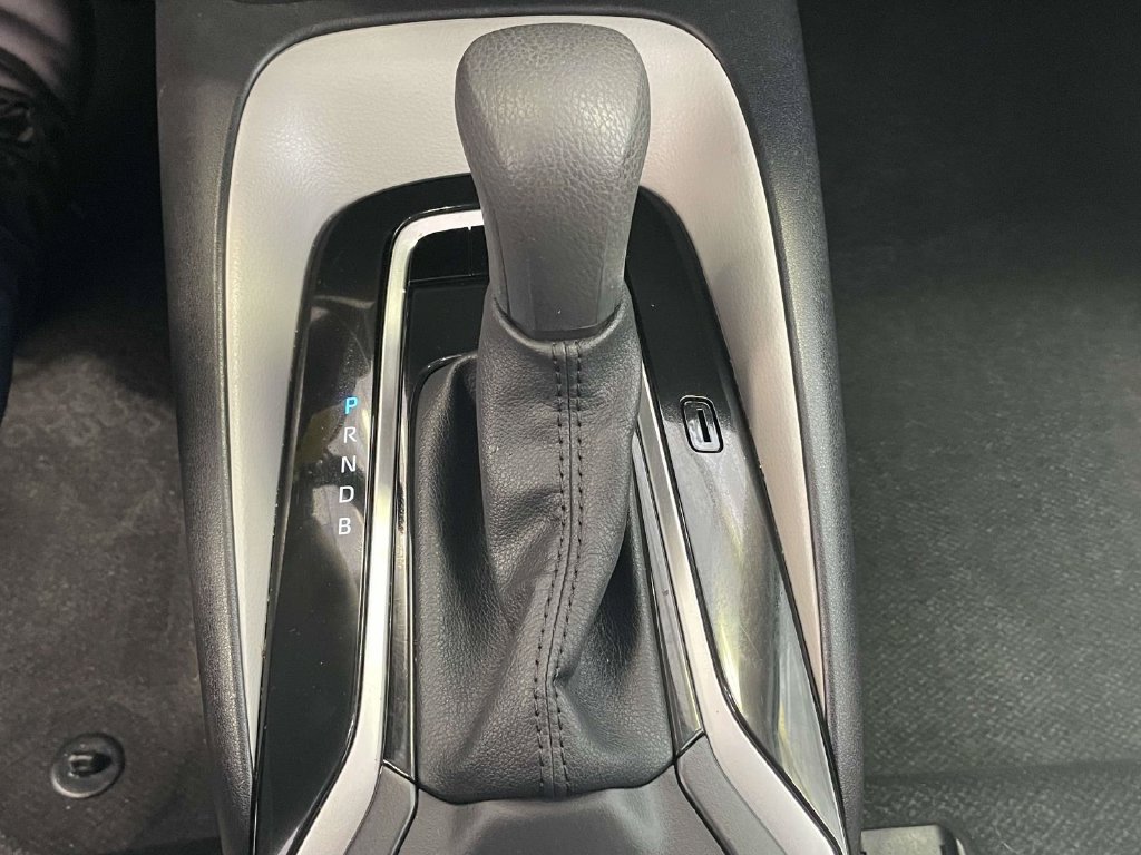 Certified 2025 Toyota Corolla LE FWD image 19