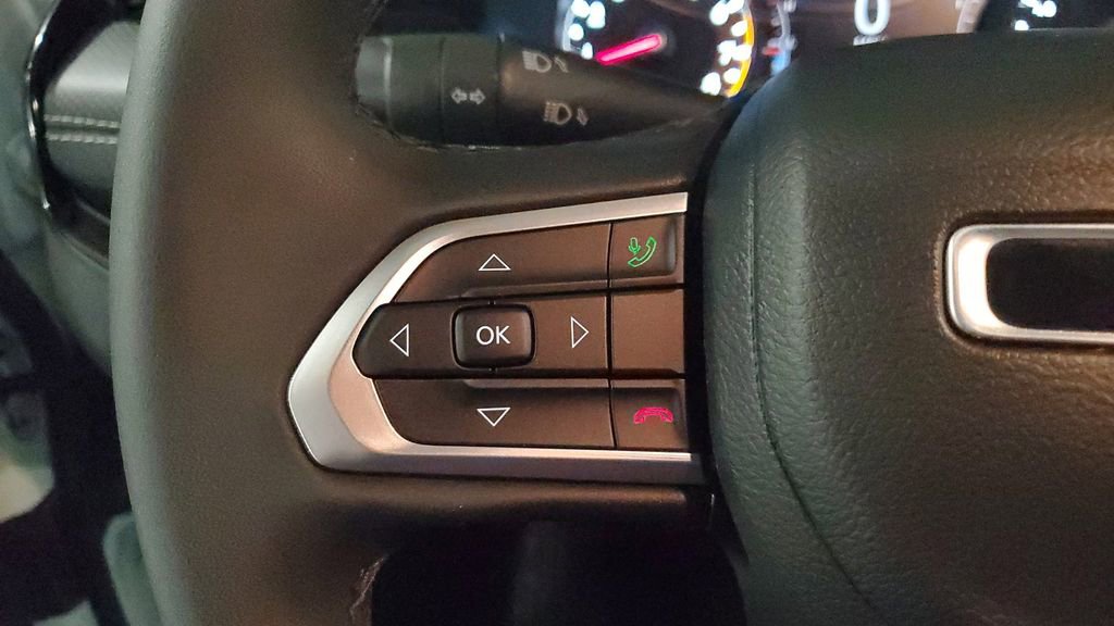 Used 2023 Jeep Compass Altitude image 29