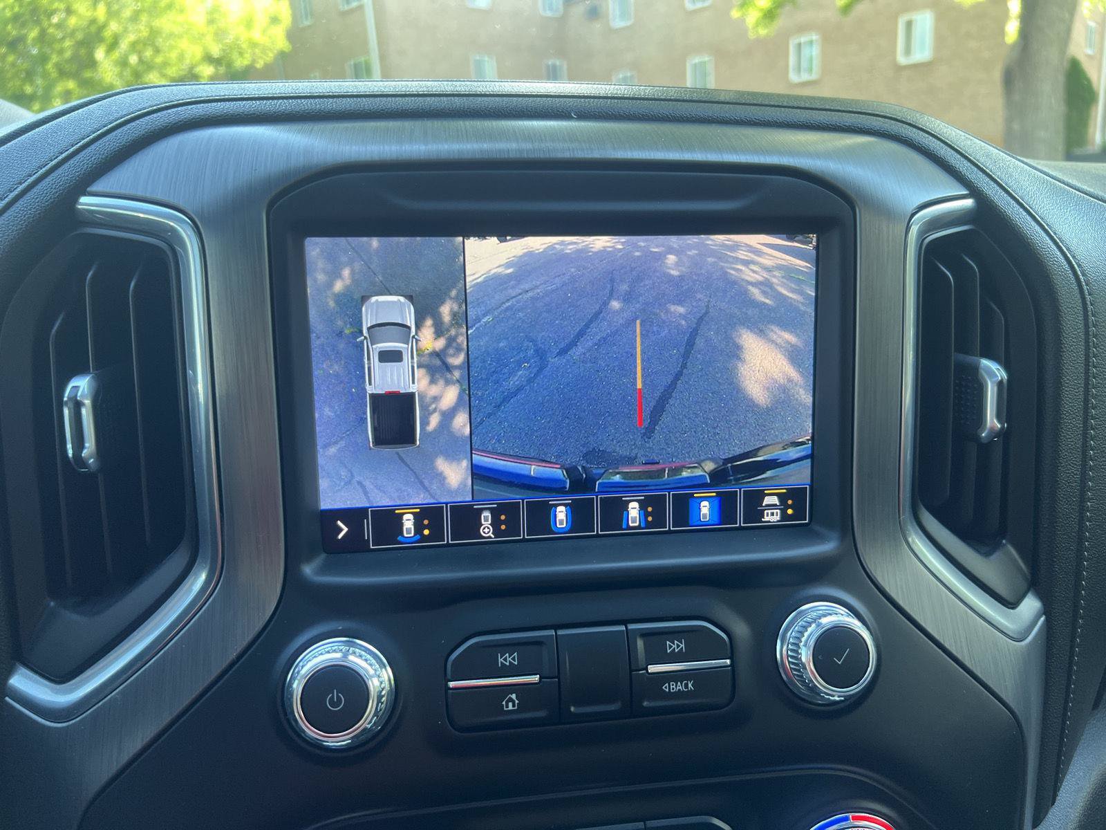 Used 2020 GMC Sierra 1500 Denali w/ Denali Premium Package AWD/4WD image 31