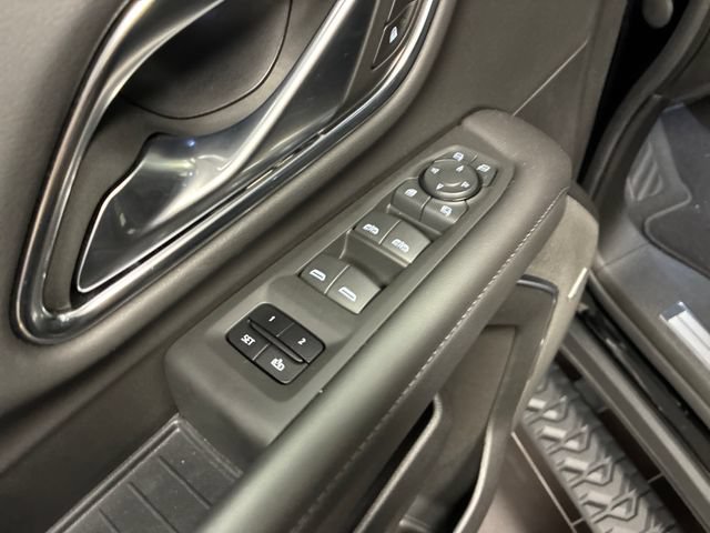 Used 2022 Chevrolet Tahoe Z71 w/ Off-Road Capability Package AWD/4WD image 11
