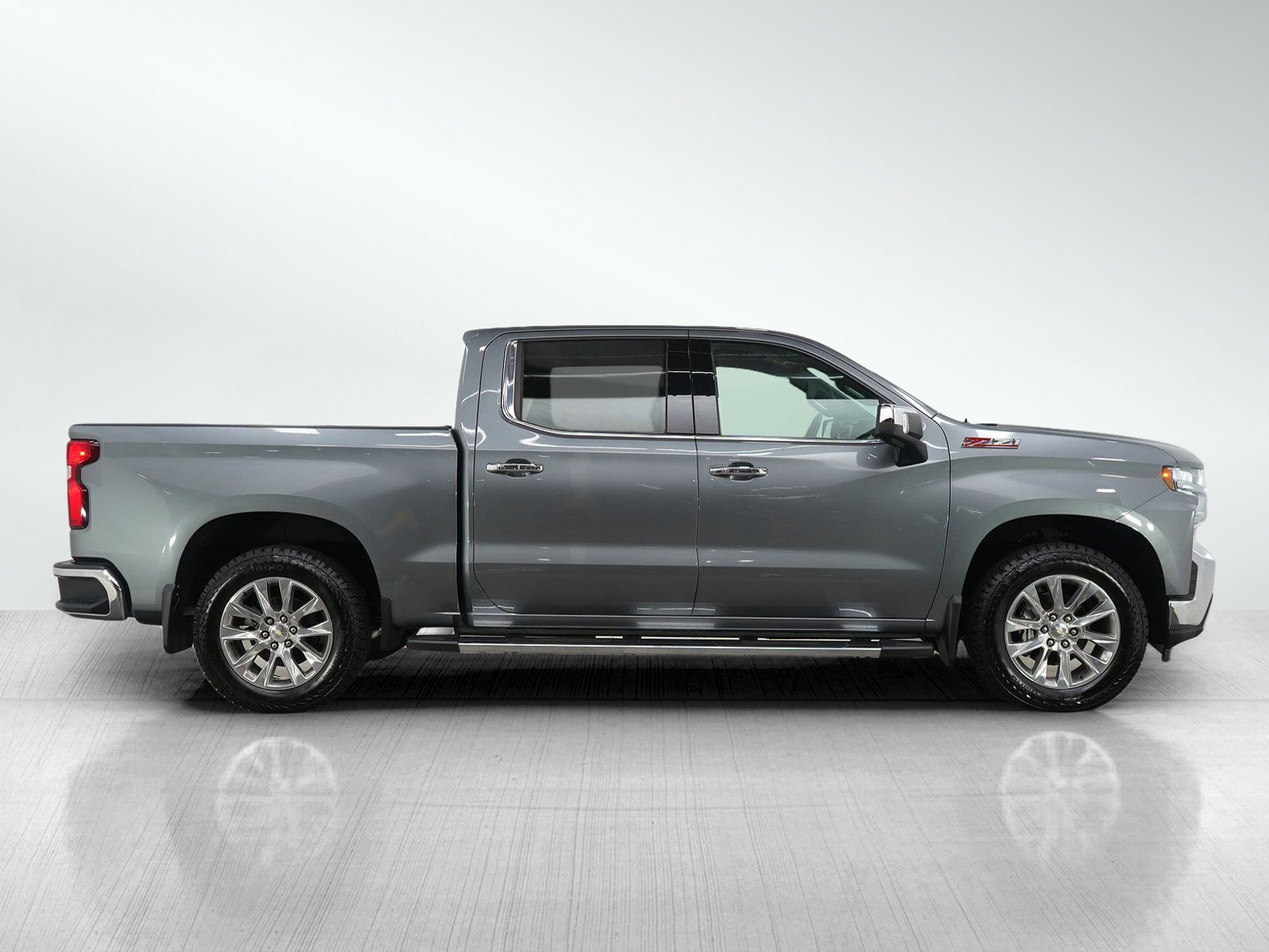 Used 2022 Chevrolet Silverado 1500 LTZ image 6