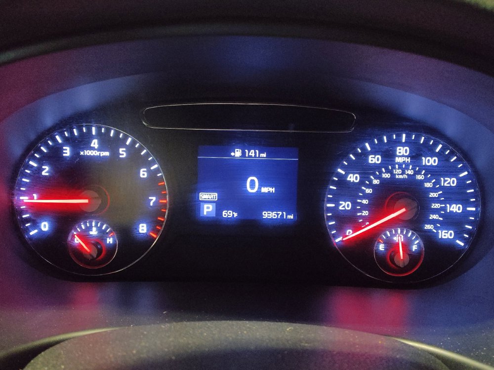 Used 2020 Kia Sorento LX image 23