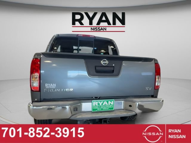 Certified 2017 Nissan Frontier SV image 4