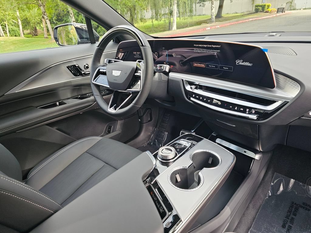 New 2027 Cadillac Lyriq Sport AWD/4WD image 9