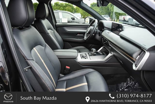 Certified 2025 MAZDA CX-90 3.3 Turbo w/ Premium Plus Pkg AWD/4WD image 16