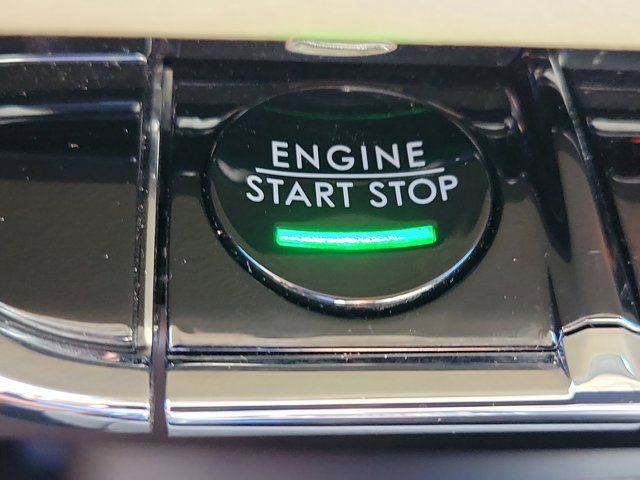 Certified 2023 Lincoln Nautilus FWD w/ Premium Package image 27