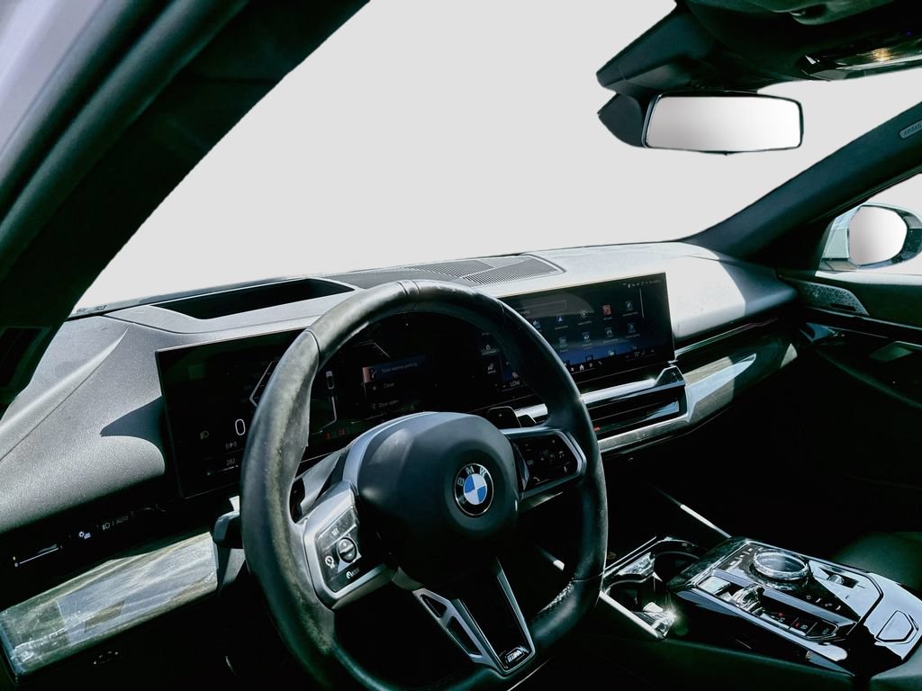 Used 2024 BMW 530i w/ Executive Package RWD image 12
