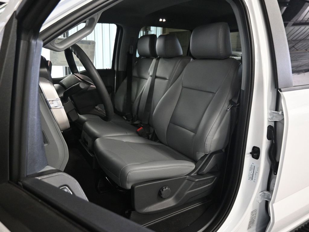 New 2026 Ford F550 2WD Crew Cab Super Duty image 11