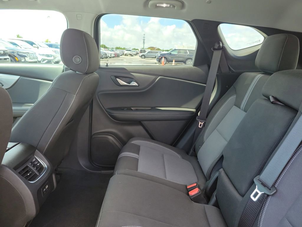 Used 2024 Chevrolet Blazer LT FWD image 12