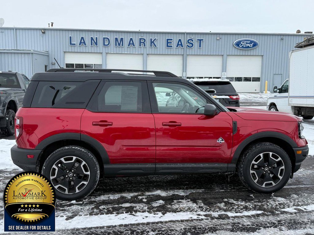 Used 2021 Ford Bronco Sport Outer Banks image 4