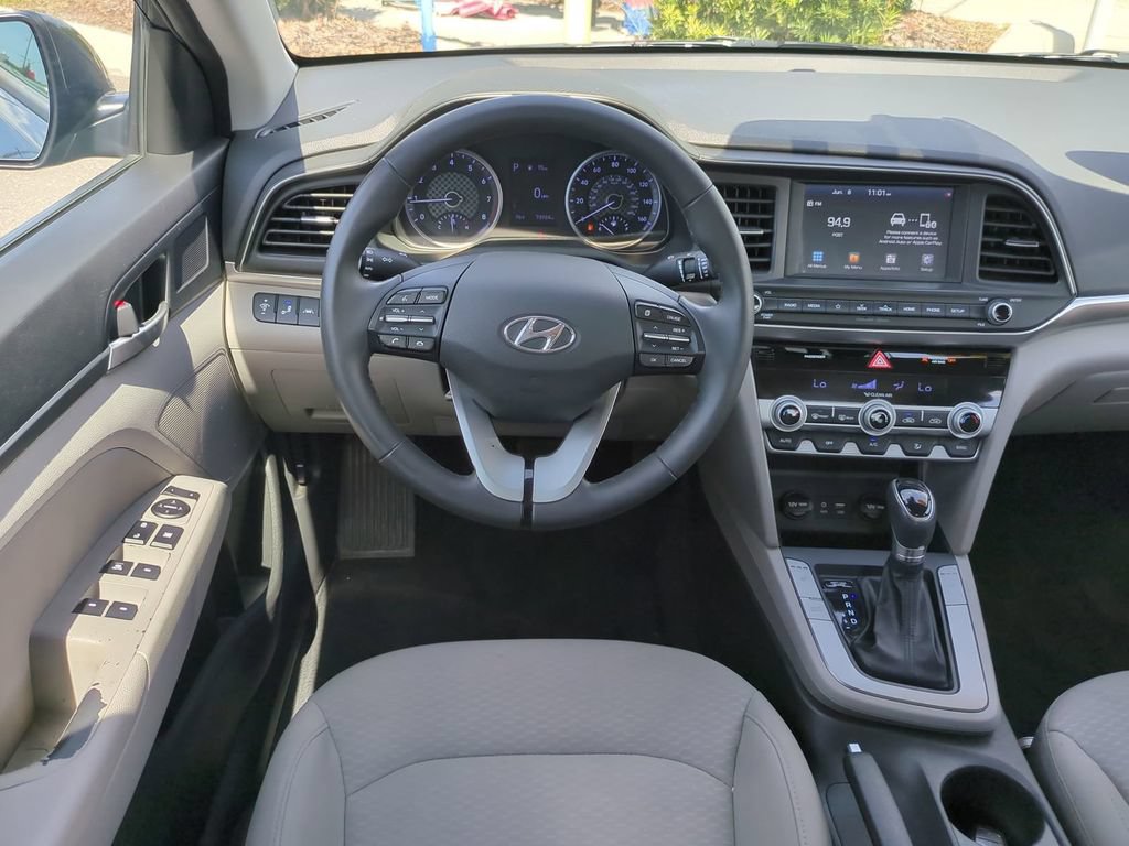 Used 2020 Hyundai Elantra Value Edition FWD image 16