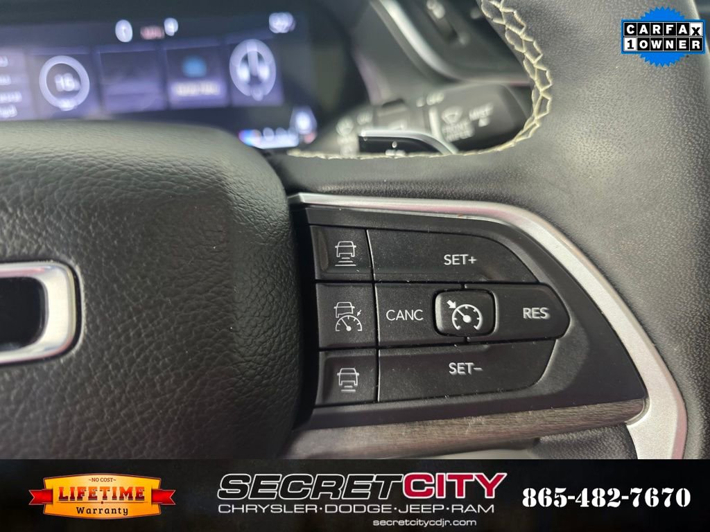 Used 2024 Jeep Grand Cherokee L Limited w/ Luxury Tech Group II image 18