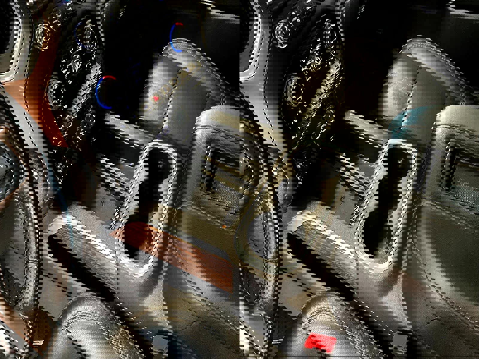 Used 2020 Chevrolet Silverado 1500 High Country w/ Technology Package image 20