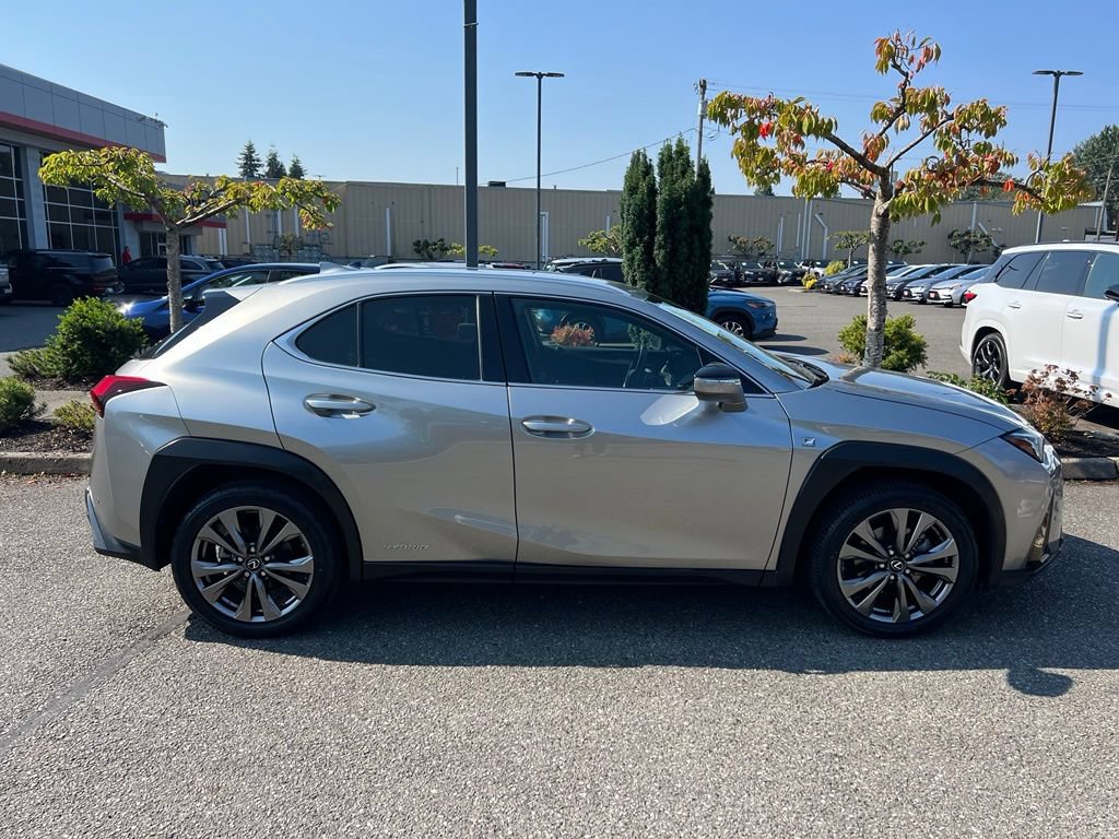 Used 2021 Lexus UX 250h F Sport w/ Accessory Package (Z1) AWD/4WD image 6