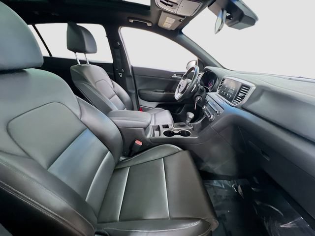 Certified 2022 Kia Sportage Nightfall Edition FWD image 26