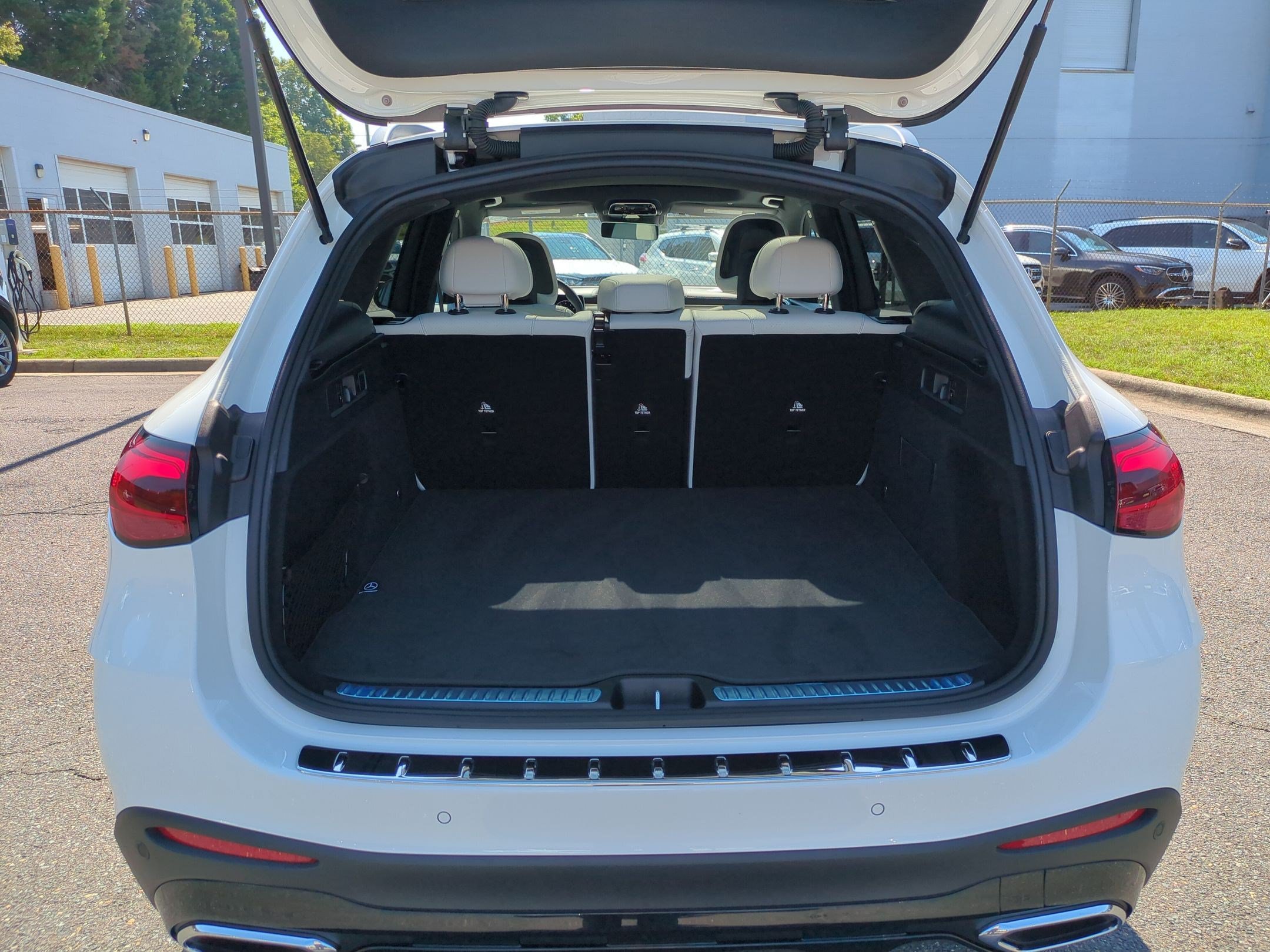 Certified 2026 Mercedes-Benz GLC 300 4MATIC image 33