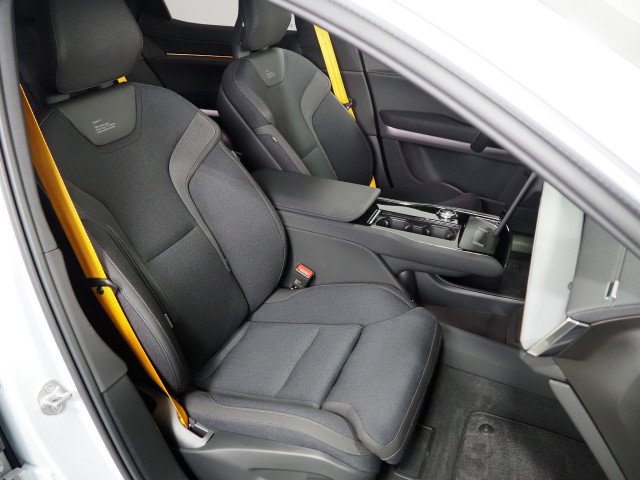 Used 2025 Polestar Polestar 3 image 2