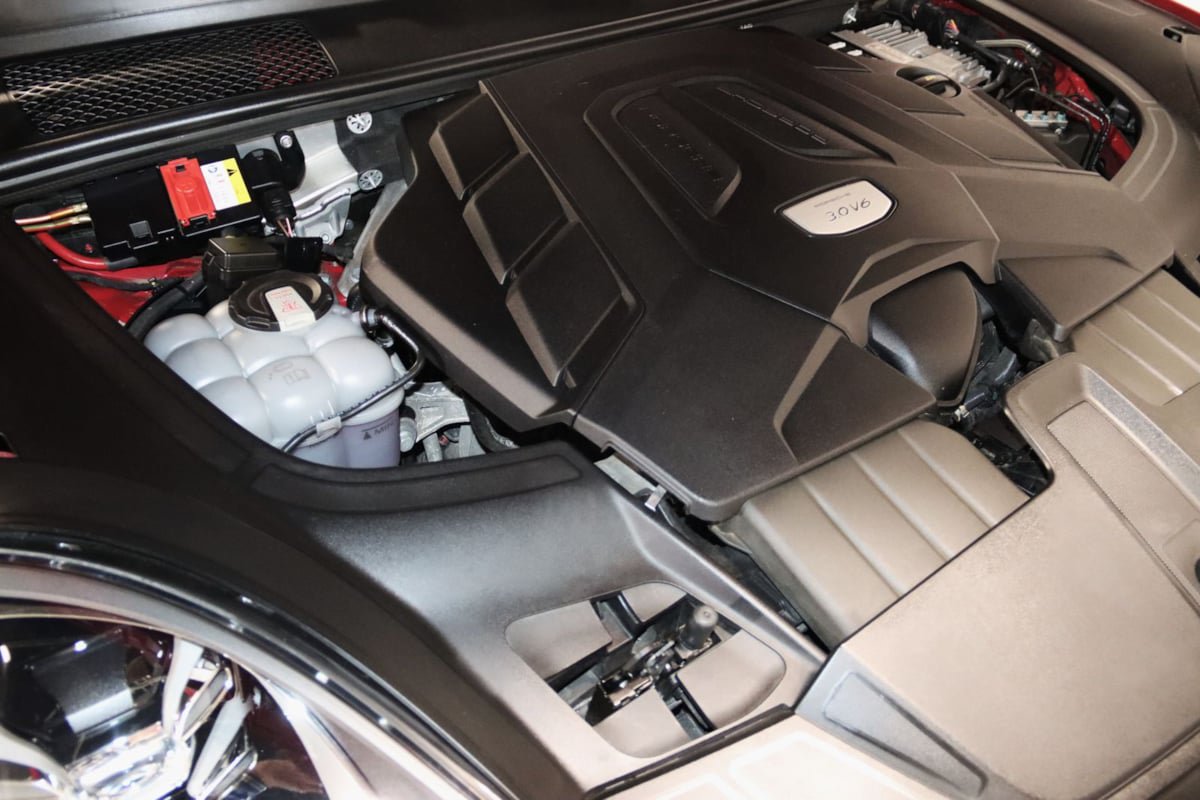 Used 2022 Porsche Cayenne Platinum Edition AWD/4WD image 95