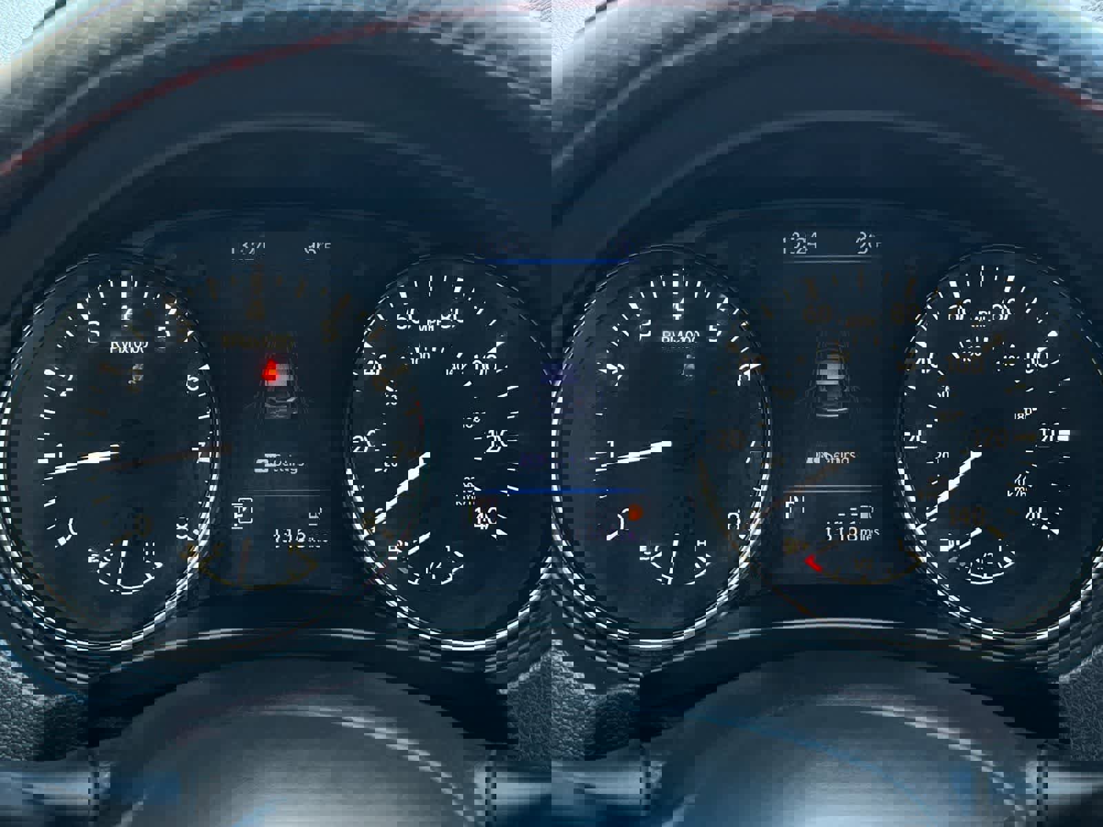 Used 2020 Nissan Rogue Sport S image 24