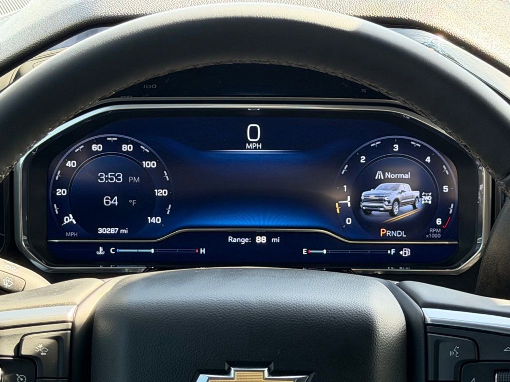 Used 2024 Chevrolet Silverado 1500 LT image 30