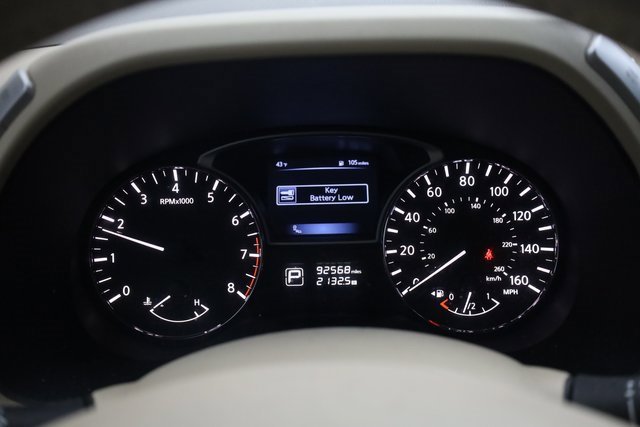 Used 2015 Nissan Pathfinder Platinum w/ Cargo Package image 16