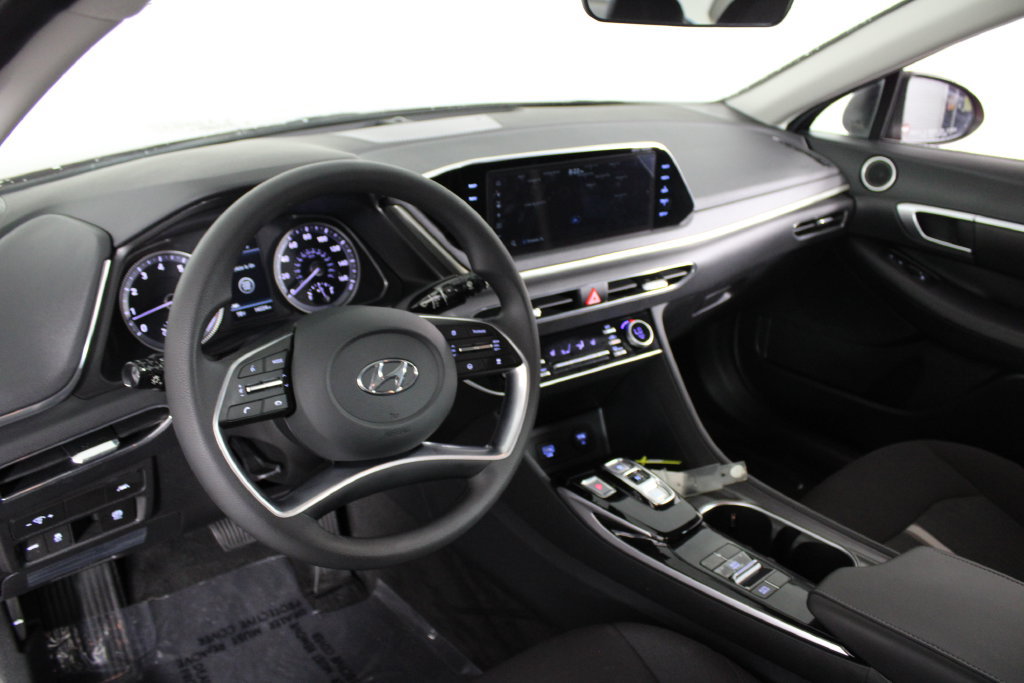 Certified 2023 Hyundai Sonata SEL w/ Cargo Package FWD image 18