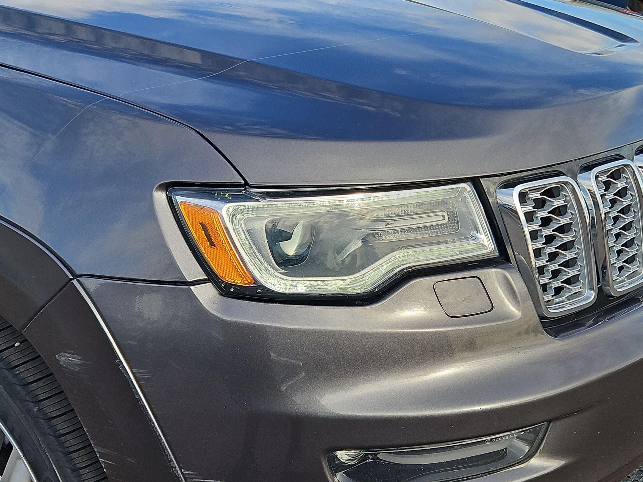 Used 2018 Jeep Grand Cherokee Summit AWD/4WD image 10