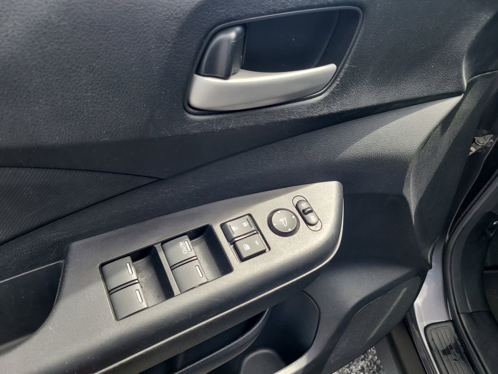 Used 2016 Honda CR-V LX image 13