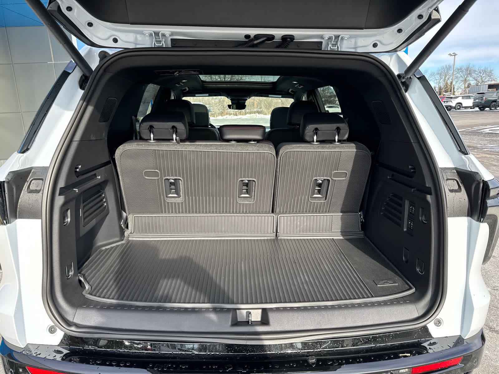 New 2026 Chevrolet Traverse RS w/ LPO, Floor Liner Package image 15