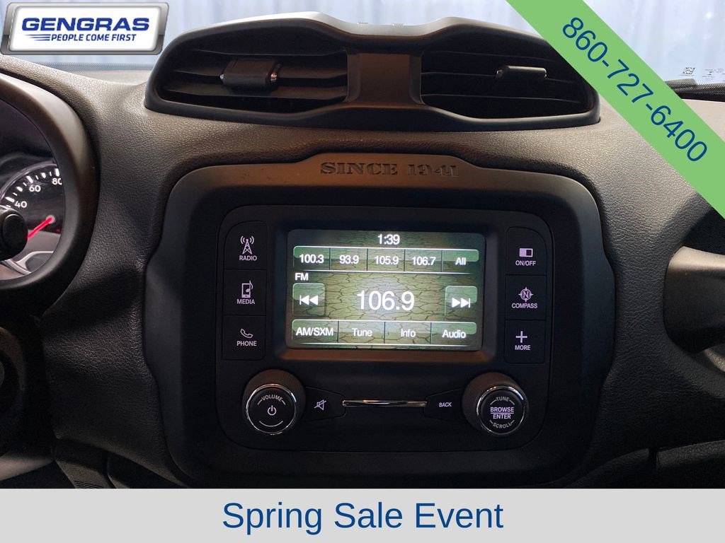 Used 2015 Jeep Renegade Latitude AWD/4WD image 18