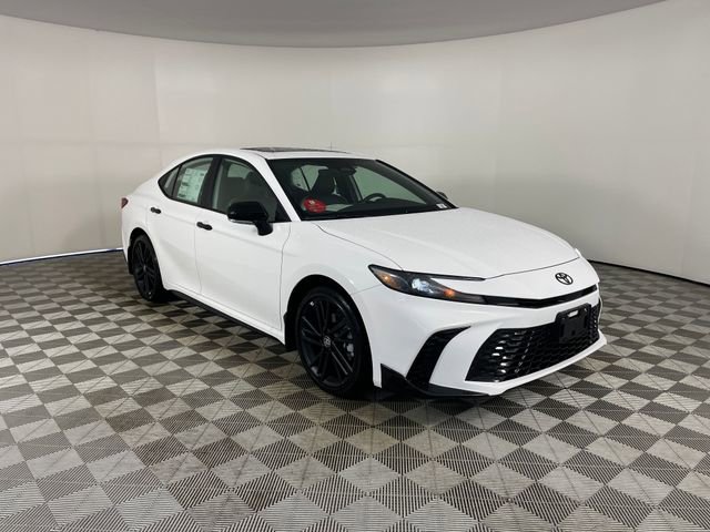 New 2026 Toyota Camry Hybrid w/ Multimedia Upgrade Package image 7