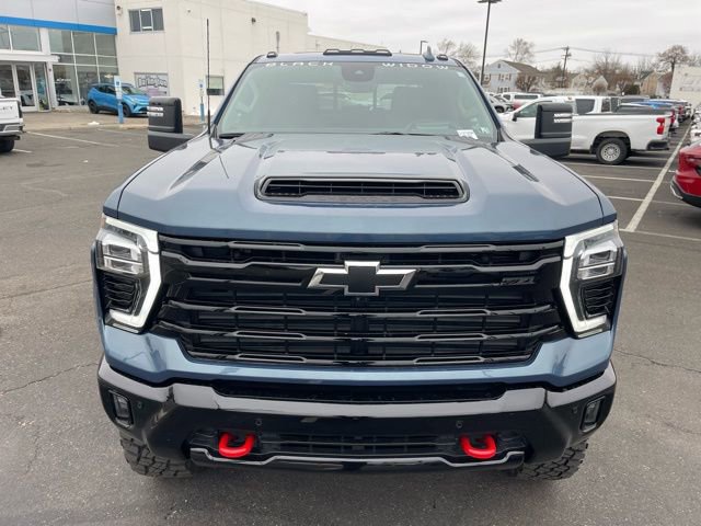 Used 2025 Chevrolet Silverado 2500 LTZ w/ Trail Boss Package image 2