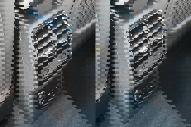 Used 2020 Audi Q3 2.0T Prestige image 27