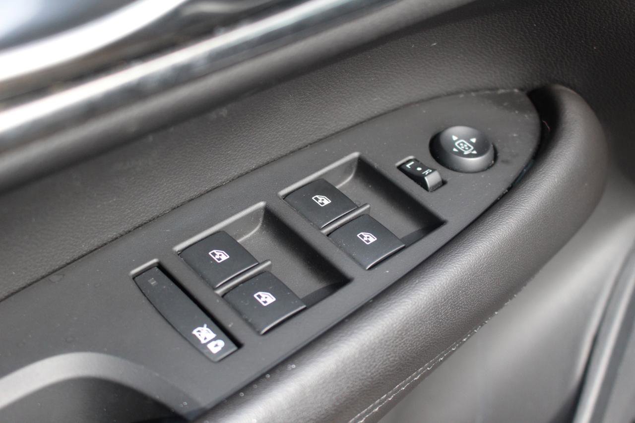 Used 2014 Cadillac ATS Luxury w/ Sun And Sound Package image 13