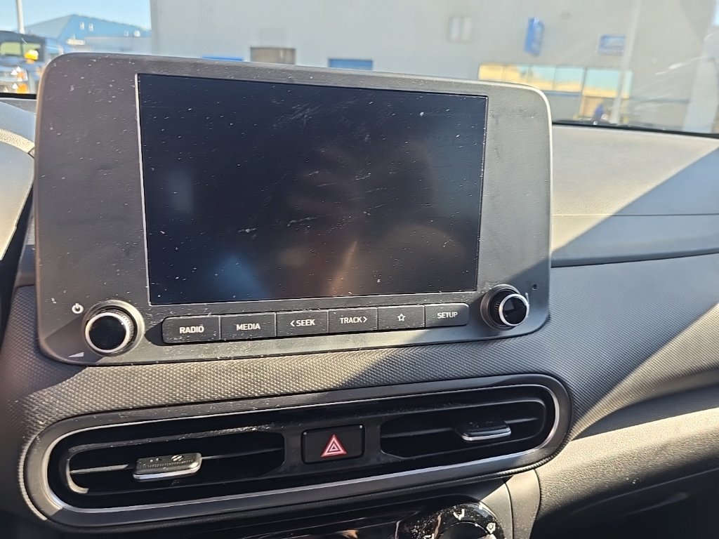 Used 2023 Hyundai Kona SEL w/ Cargo Package FWD image 9
