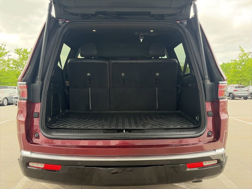 Used 2022 Jeep Wagoneer Series I w/ Convenience Group I AWD/4WD image 6