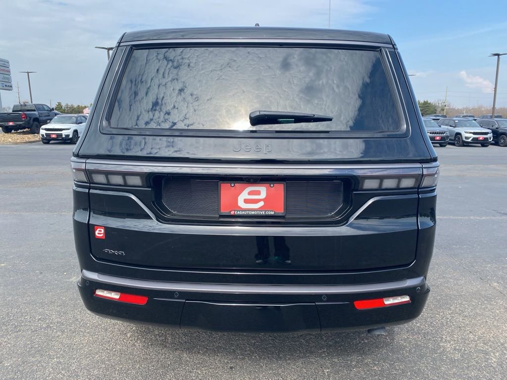 New 2026 Jeep Grand Wagoneer Summit image 6