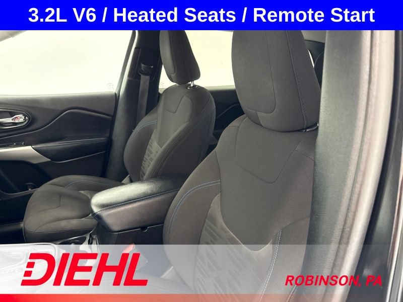 Used 2020 Jeep Cherokee Latitude AWD/4WD image 17