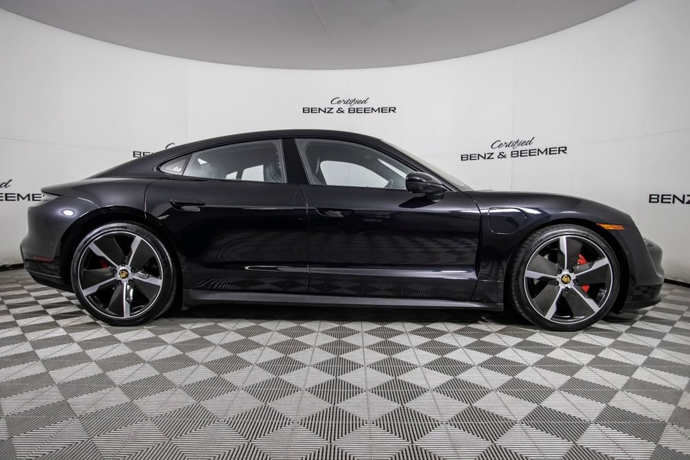 Used 2023 Porsche Taycan 4S AWD/4WD image 3
