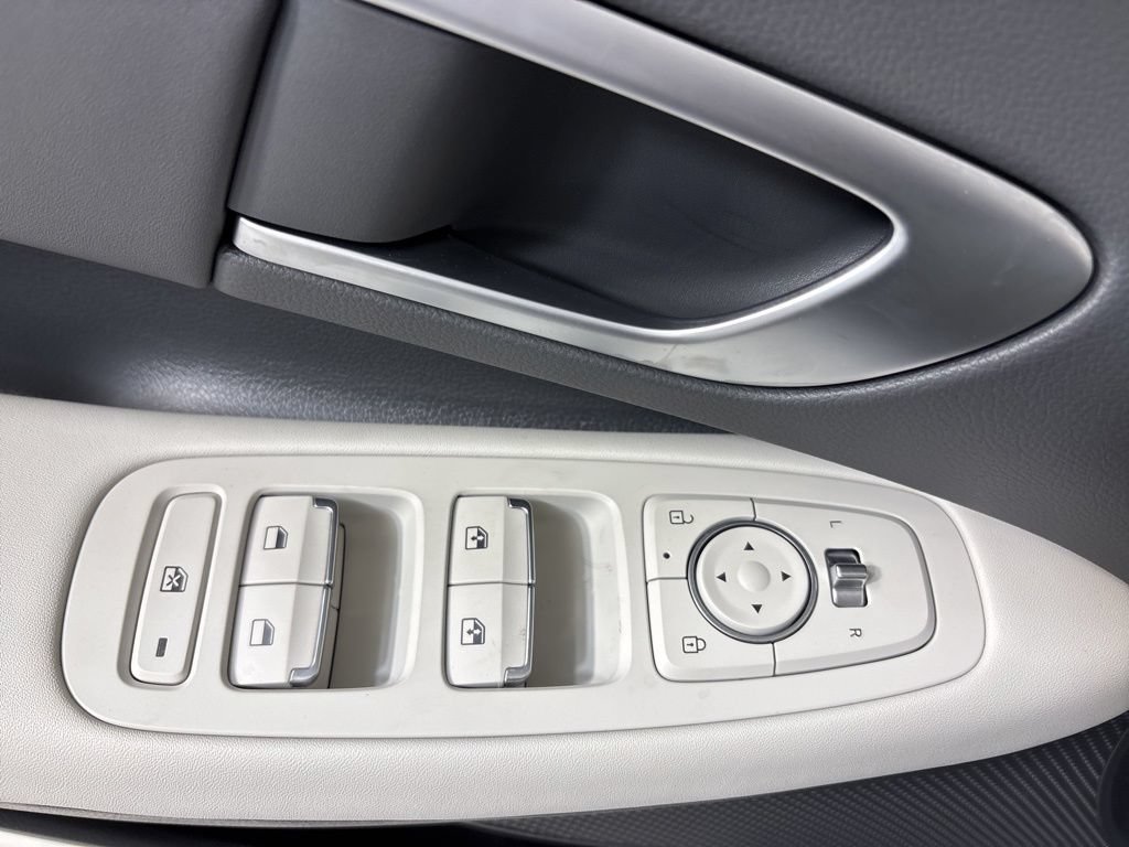 New 2026 Hyundai Sonata SEL FWD image 19