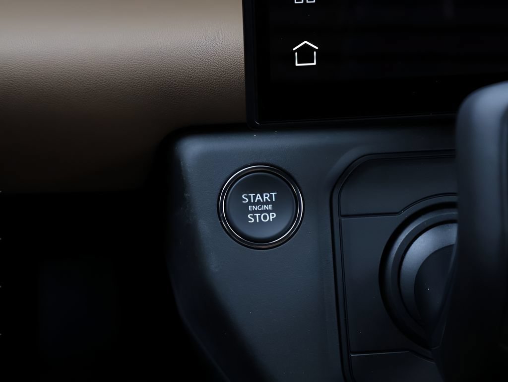 New 2026 Land Rover Defender 110 X-Dynamic SE AWD/4WD image 26