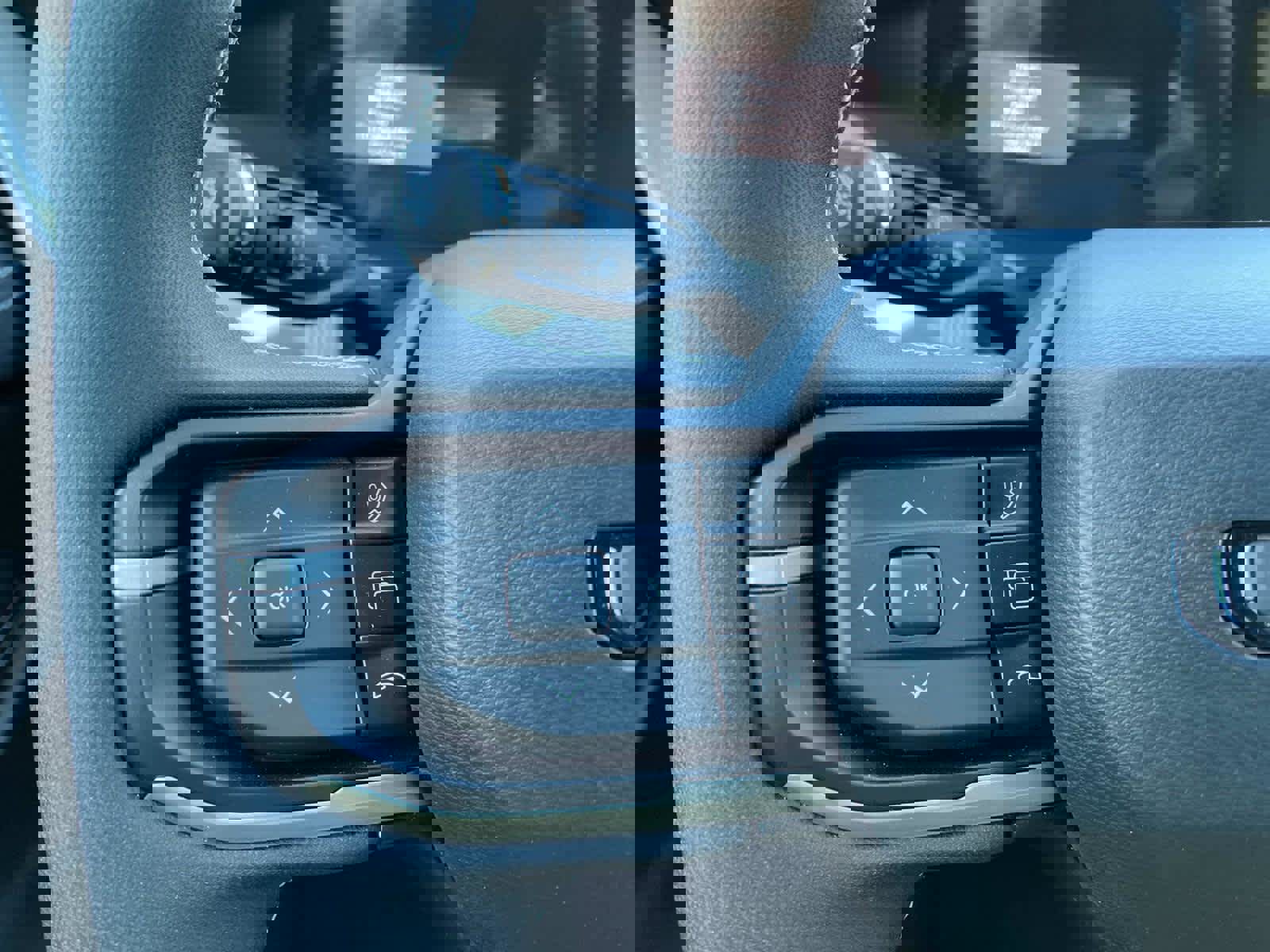 New 2026 Jeep Cherokee Laredo image 9