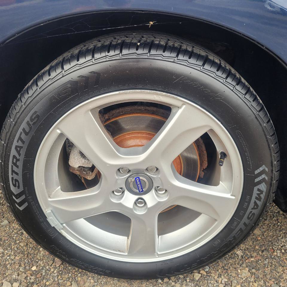 Used 2012 Volvo S60 T5 w/ Climate Pkg FWD image 37