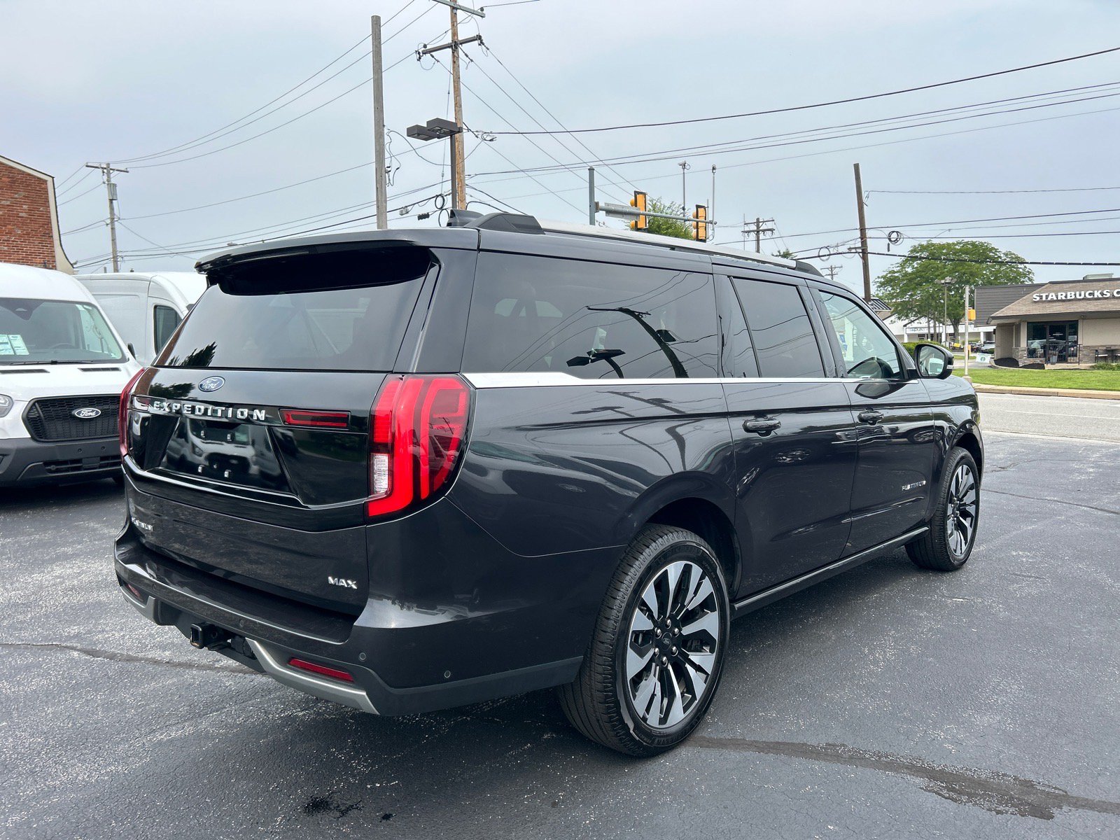 Certified 2025 Ford Expedition Max Platinum w/ Driver's Package AWD/4WD image 23